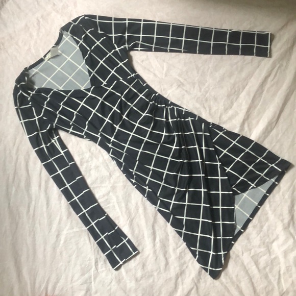 LA Gypsy Dresses & Skirts - Bodycon wrap dress